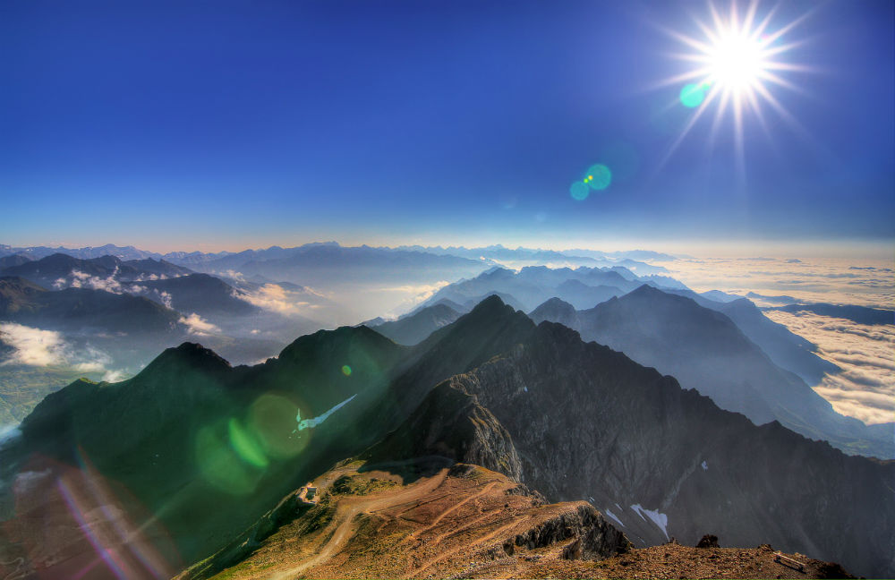 panorama pic du midi en ete